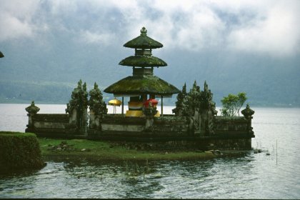 Tempio sul lago - Ulun Danu
