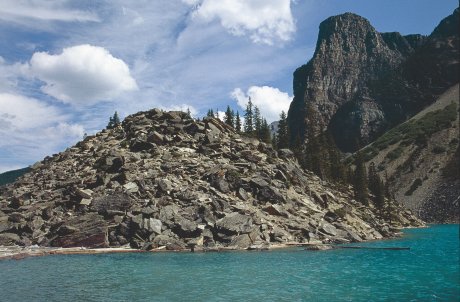 la 'morena' e la montagna Torre di Babele