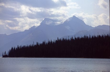 Maligne lake