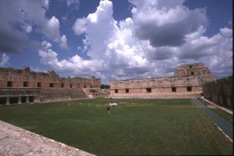 Uxmal - il quadrilatero delle monache