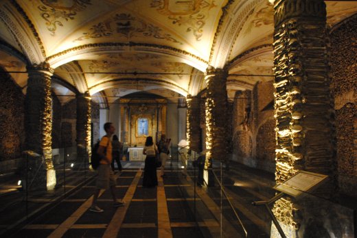 Capela dos Ossos